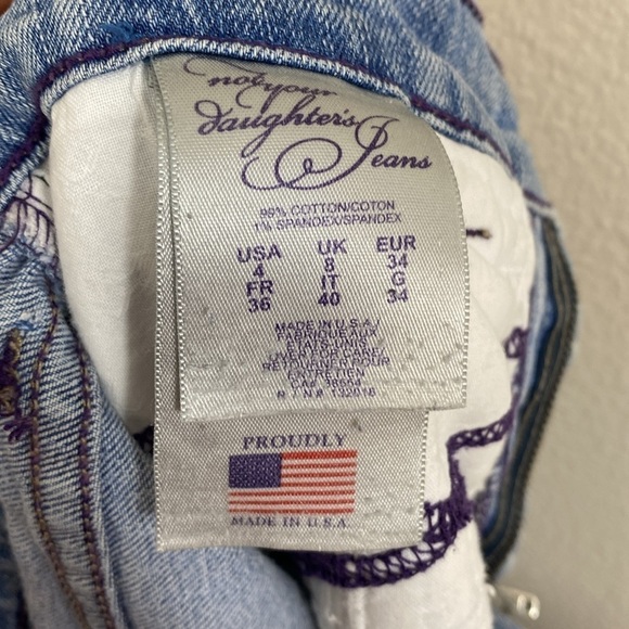 NYDJ Not Your Daughter’s Jeans Straight Leg Mid Rise Lightwash Jeans Size 4 - Picture 8 of 9